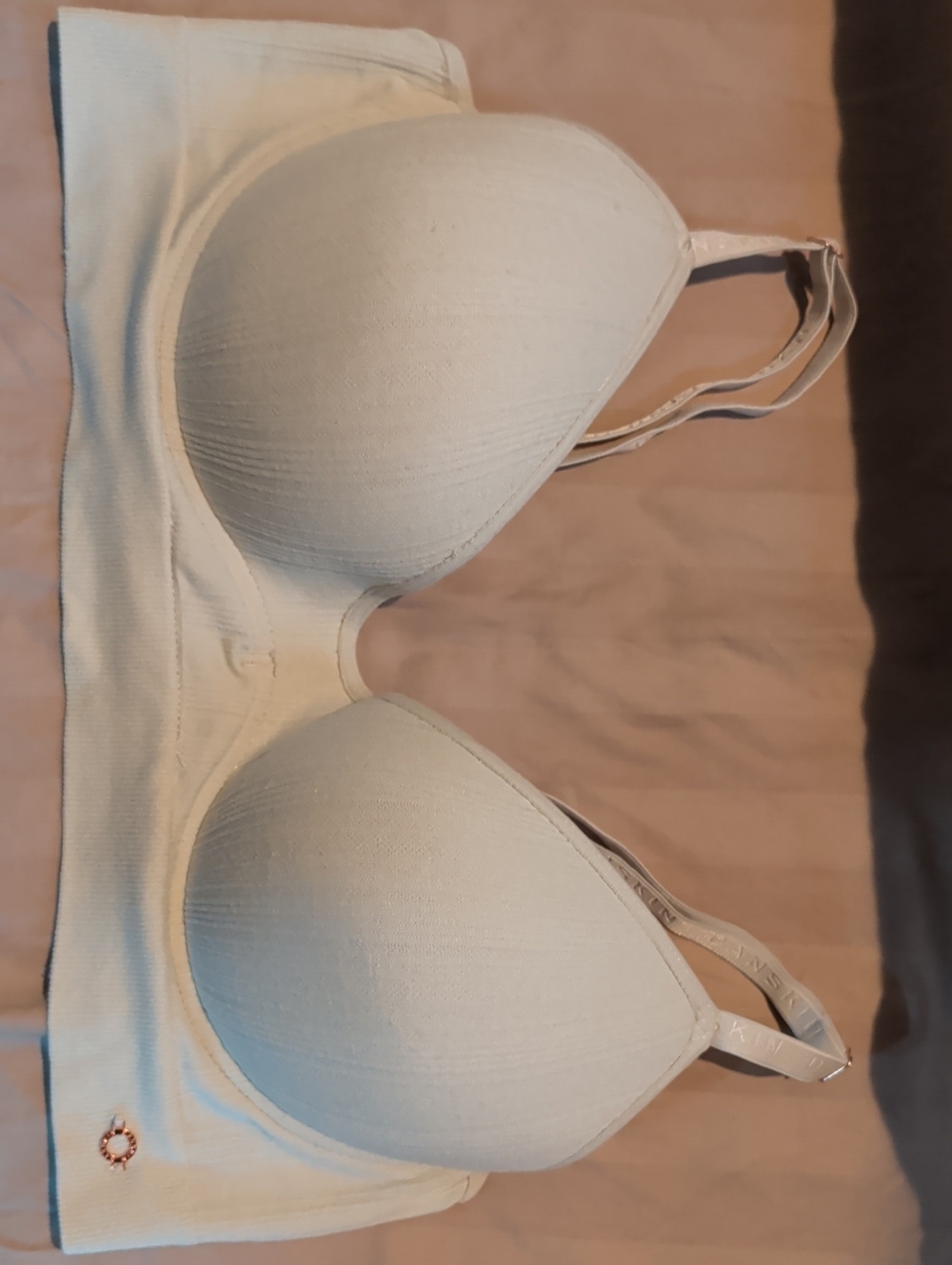 Danskin Women’s Seamless Light Cream T-Shirt Bra 38C